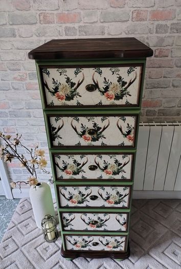 Tall boy chest of drawers