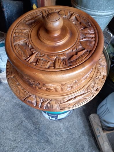wooden  carved  cake  stand