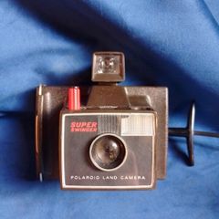 Vintage Polaroid Super Swinger Instant Camera (1970s)