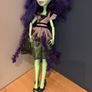 4 monster high dolls Image 4