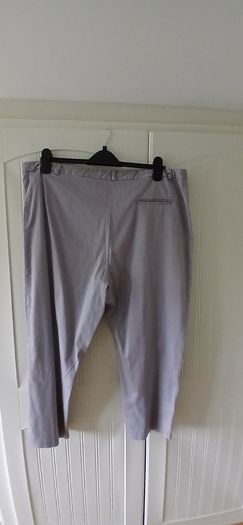 Grey Gallery Cropped Trousers