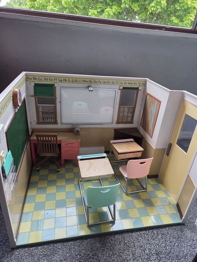 Our Generation Dolls school house