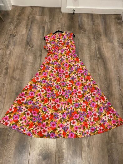 Flowery maxi dress