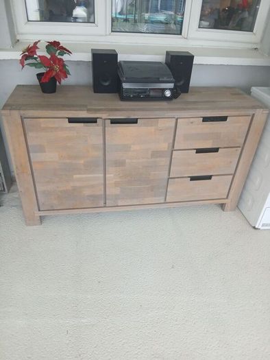 Large storage unit