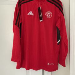 Man united replica tracksuit