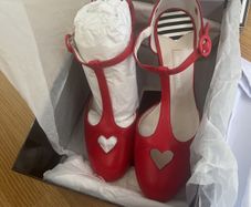 Red Shoes Lulu Guinness