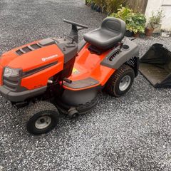 Husqvarna TC138 ride on mower