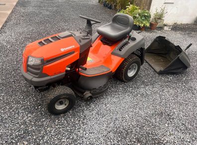 Husqvarna TC138 ride on mower