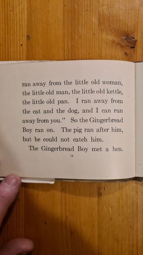 Children's Books. 1x Old Mother Hubbard. 2 X The Gingerbread Man. 3x The Childs Garden Of Verse. By Robert Louis Stevenson Illustrated.