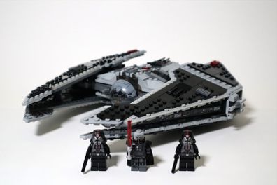 LEGO Star Wars (9500) Sith Fury-Class Interceptor