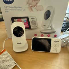 Vtech 2.8" video monitor (VM819)