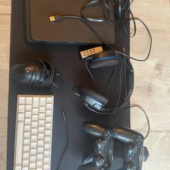 Playstation 4 + Gaming Keyboard and Gaming Mouse