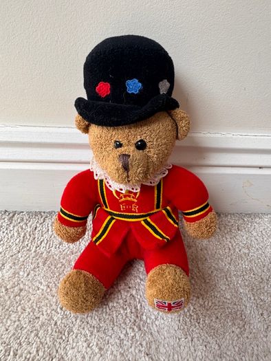 Keel Toys England Royal Palace Guard Bear Plush British Royal Guard approx. 22 cm. Used Please see photos