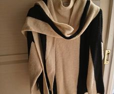 Gallery Jumper/scarf