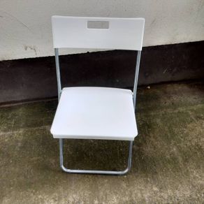 Folding chair