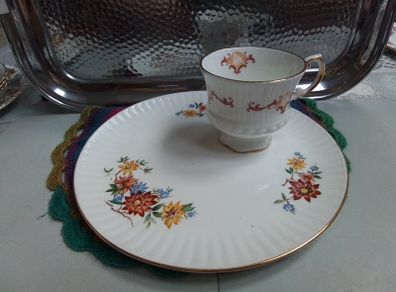 Another Cup& Recessed Plate