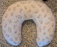 Breastfeeding pillow