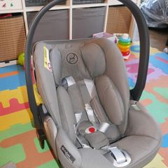 Cybex Cloud T i-Size car seat (with optional Joolz Day 2 buggie adapters)