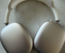 AirPods Max 2nd Gen