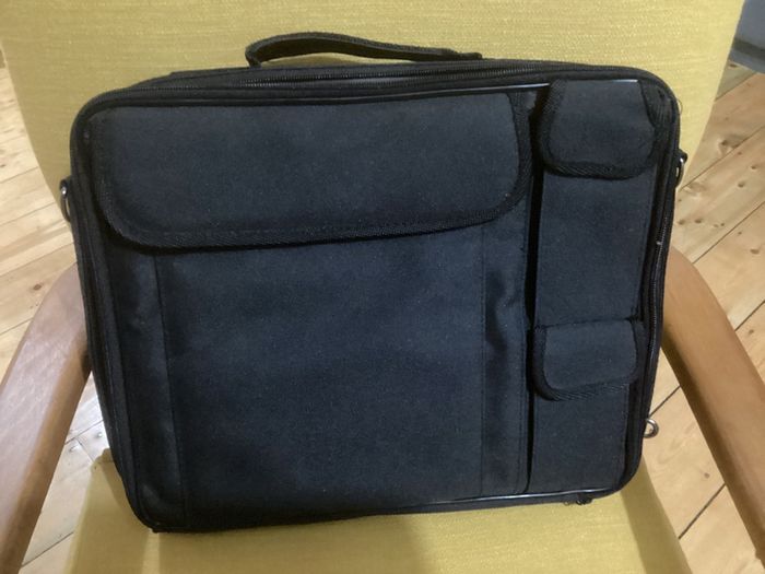 Centrix Laptop carry bag A4 size.