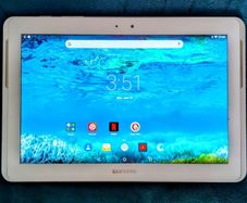 Selling a white Samsung Galaxy Tab tablet, Android 7,  in excellent condition.