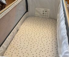 Tutti Bambino Cozee Co-Sleeper.