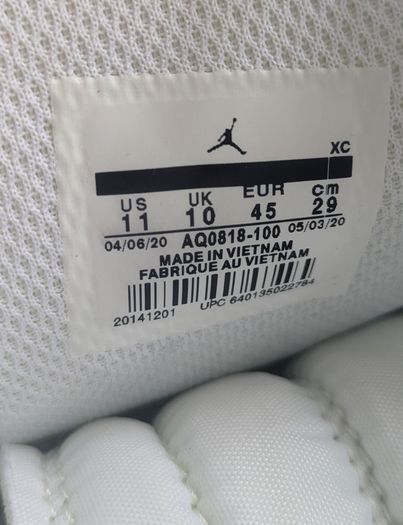 White jordans size 10 UK Nike
