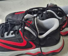 Basketball Shoes Nike Giannis Immortality 3  Size 7 Uk