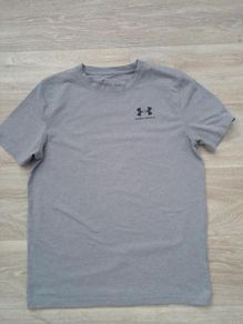 Under Armour T-Shirt size XXS,