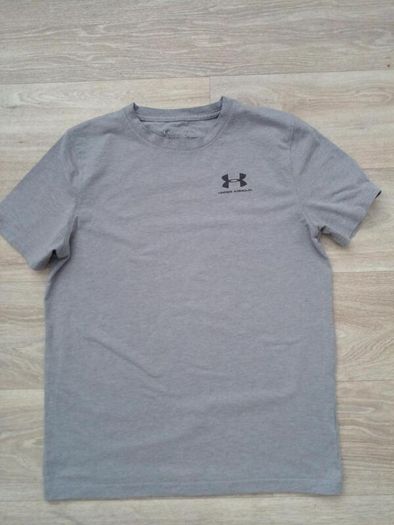 Under Armour T-Shirt size XXS,