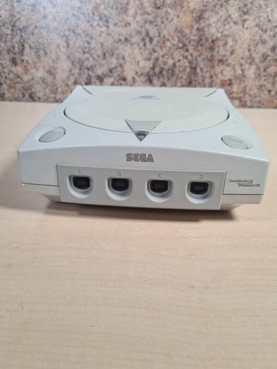 Sega Dreamcast Console With Green Controller Joypad Visual Memory Unit Vmu And Rumble Pack
