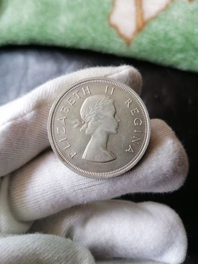 1958 South Africa Silver 5 Shillings Coin