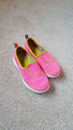 Girls Skechers Go Walk