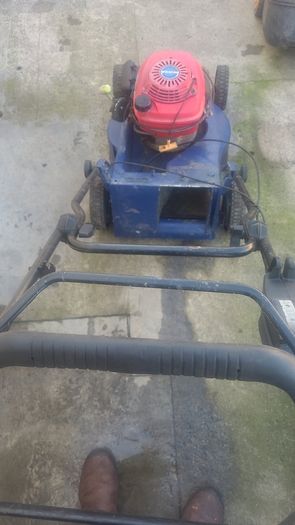 NEED GONE lawnmower for parts