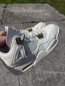 Air Jordan 4 White and Gold Trainers