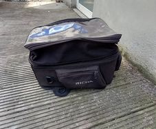 Richa touring magnetic tank bag