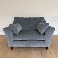 Chair - Snuggle Chair