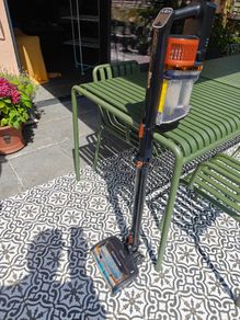 Shark Rechargeable vacuum