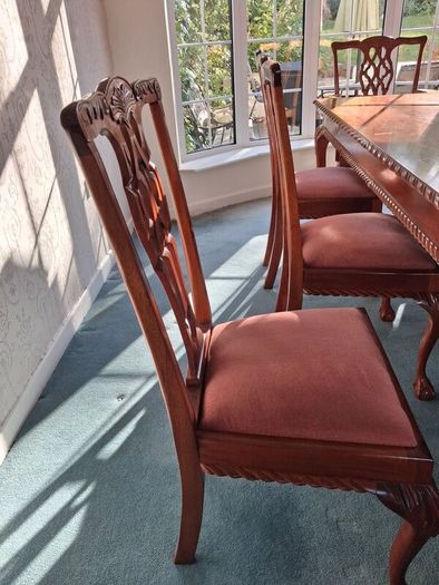 Chippendale Dining table