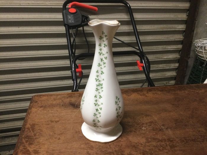 Vase ( Royal Tara). ( Reduced)