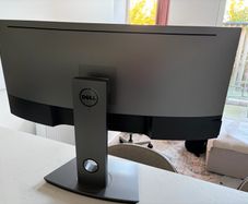 Dell ultrawide 34 inches Curved Monitor