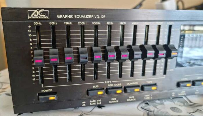 Stereo graphic equalizer Brand Acoustic Control - VQ-125, full working.