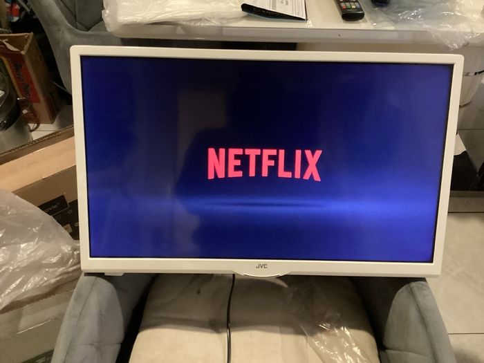 JVC 24 inch LED SMART Television with USB, 2 HDMI, PC Connection port, WIFI connectivity, etc (Boxed / Like New)