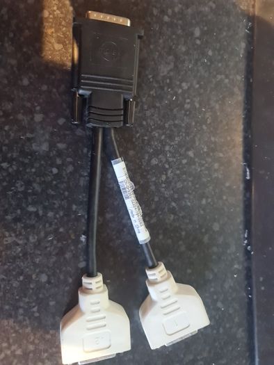 DMS-59 to dual DVI