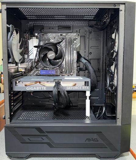 Custom Gaming Pc | Ryzen 5 5600x | Rtx 4060 8gb | 32gb Ram | B550
