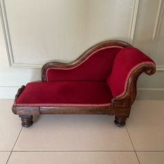 Antique Child's Chez Lounge