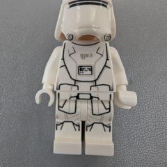 100% lego Star Wars First Order Snowtrooper