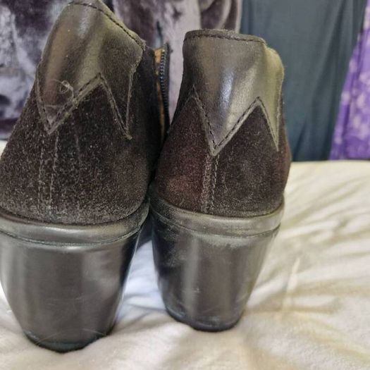 Fly London suede leather ankle wedge boots size 39/6