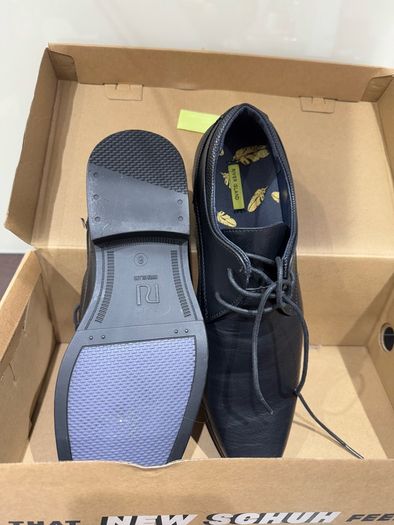 mens shoes river island.