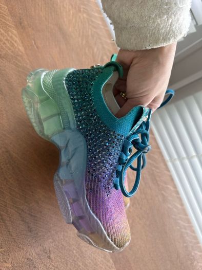 Steve Madden  runners